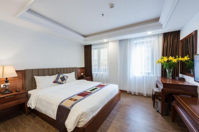 Superior Double Window